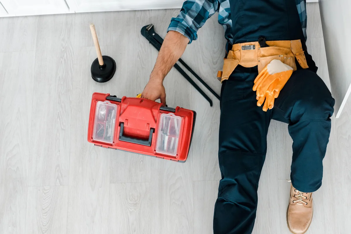 Plombier professionnel en dépannage — Ateliers Plombier Toulouse, Toulouse